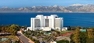 Akra Hotels, ödüle doymuyor