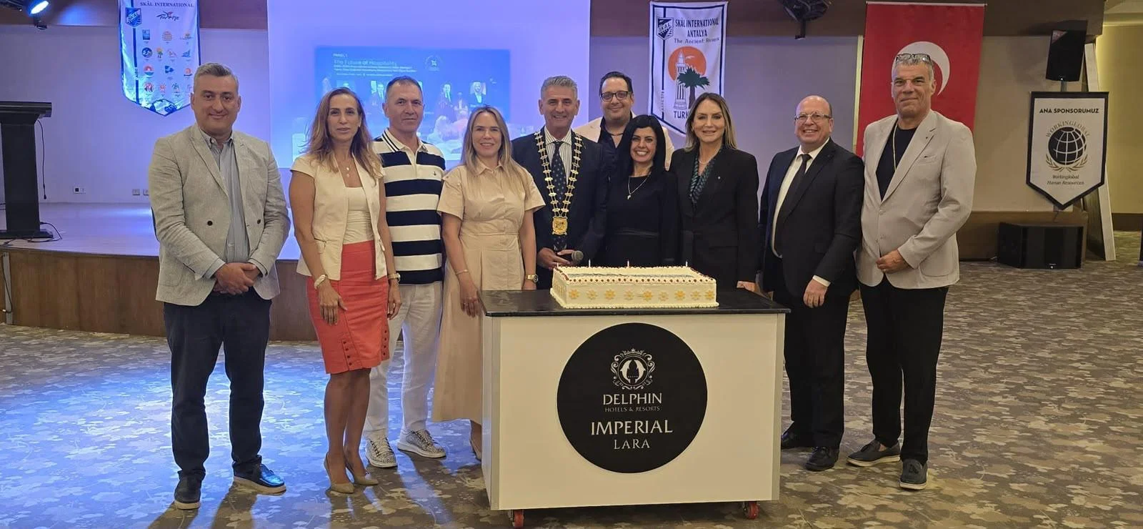 Skal Antalya, Delphin Imperial'de buluştu
