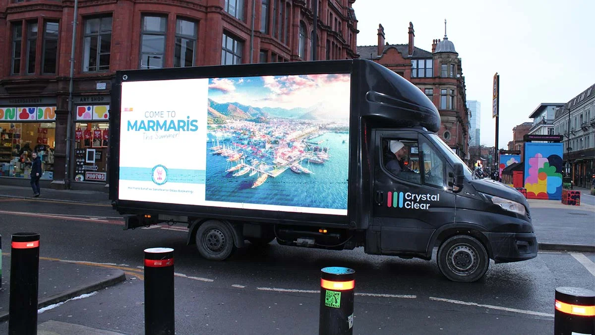 Marmaris, Manchester sokaklarında