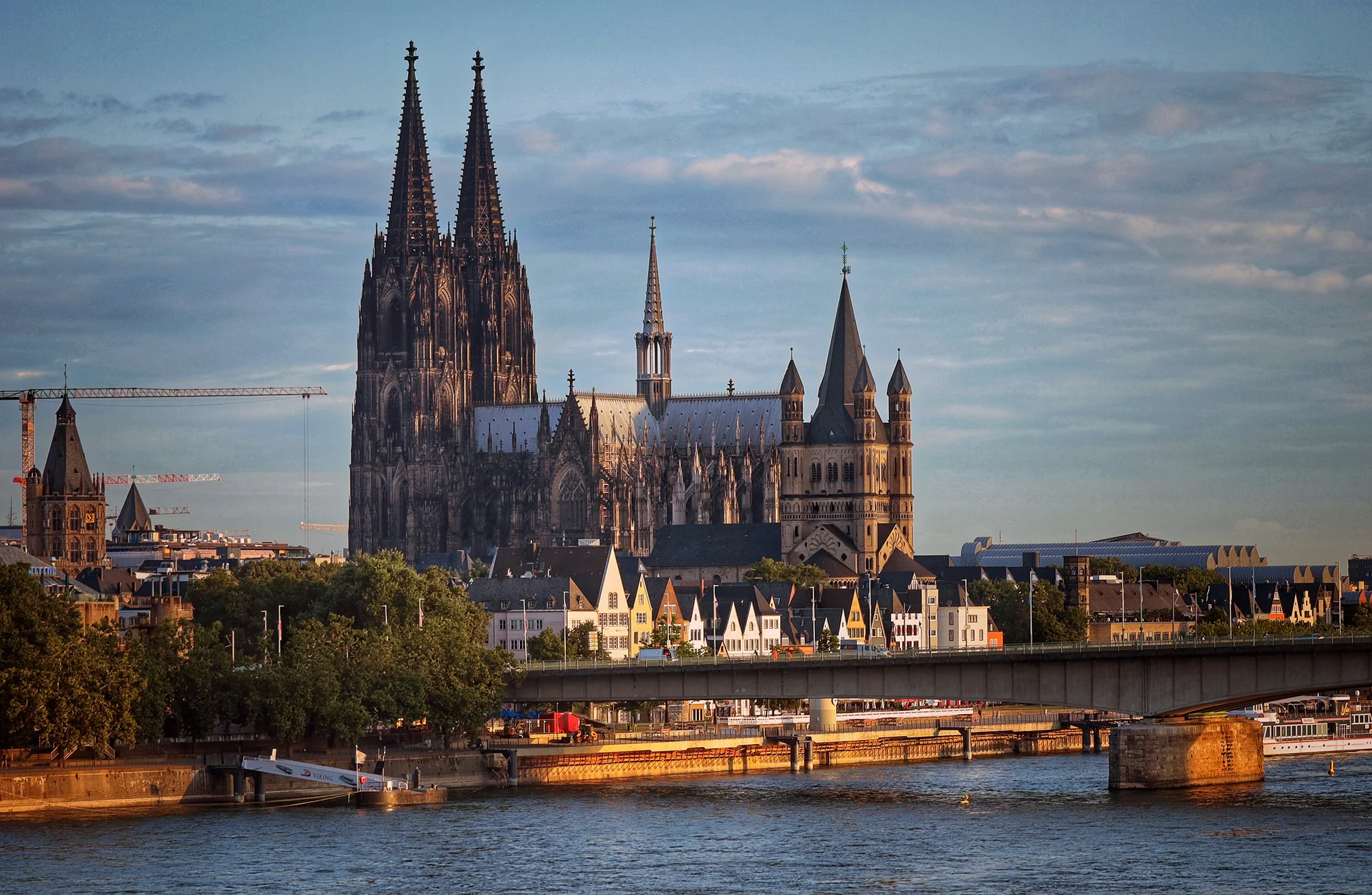 Köln Katedrali’ne giriş için 12 euro ödeme dönemi başladı