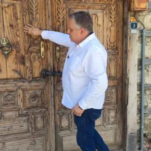 Ormana, kendine has mimarisi ile turistlerin ilgisini çekiyor