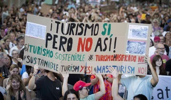 İspanya'da kitle turizmine karşı protestolar büyüyor