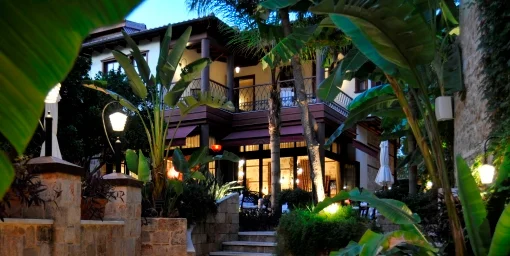 “En Romantik Otel” ödülü Tuvana Hotel’in