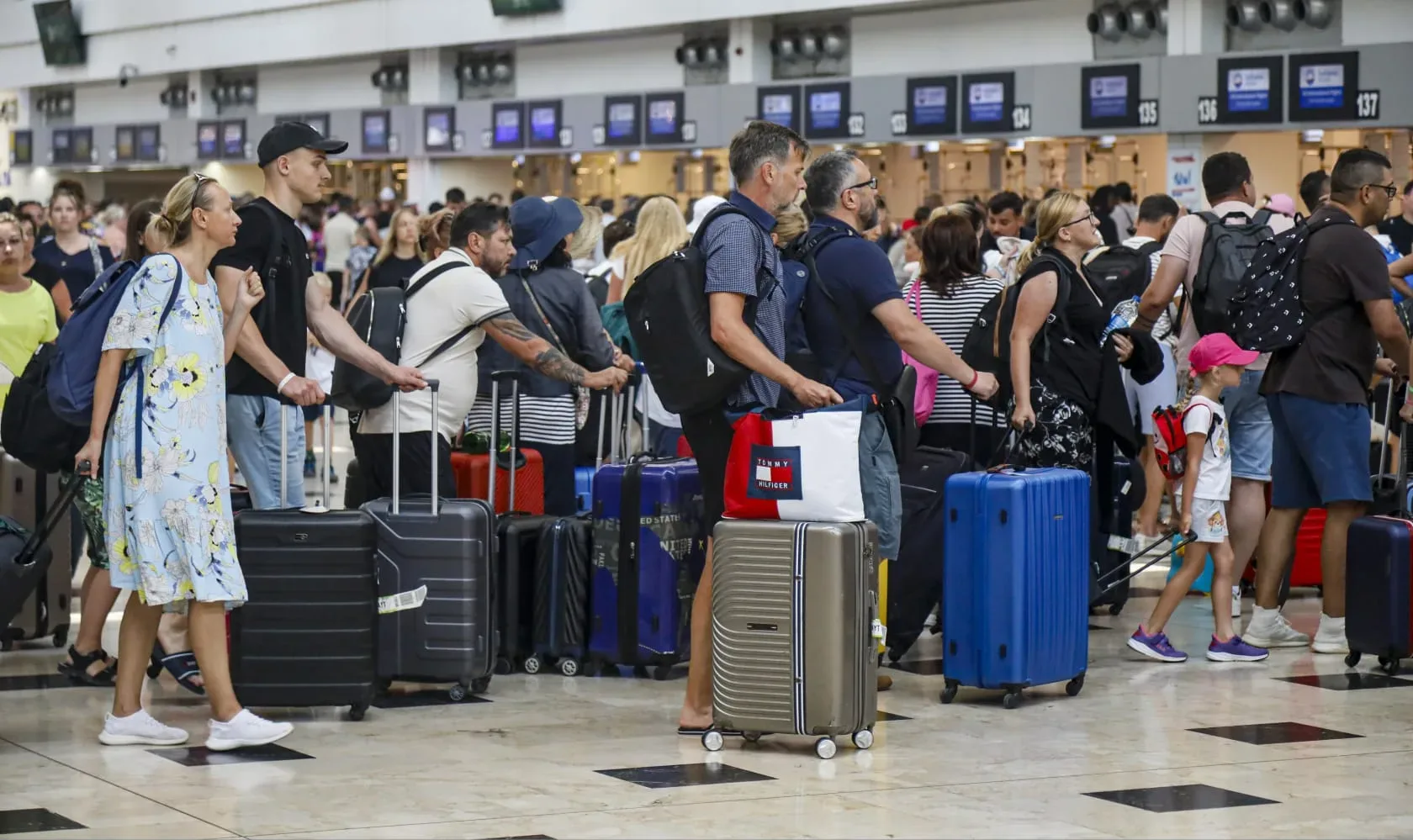 Antalya'da yabancı turist sayısı 16 milyonu aştı