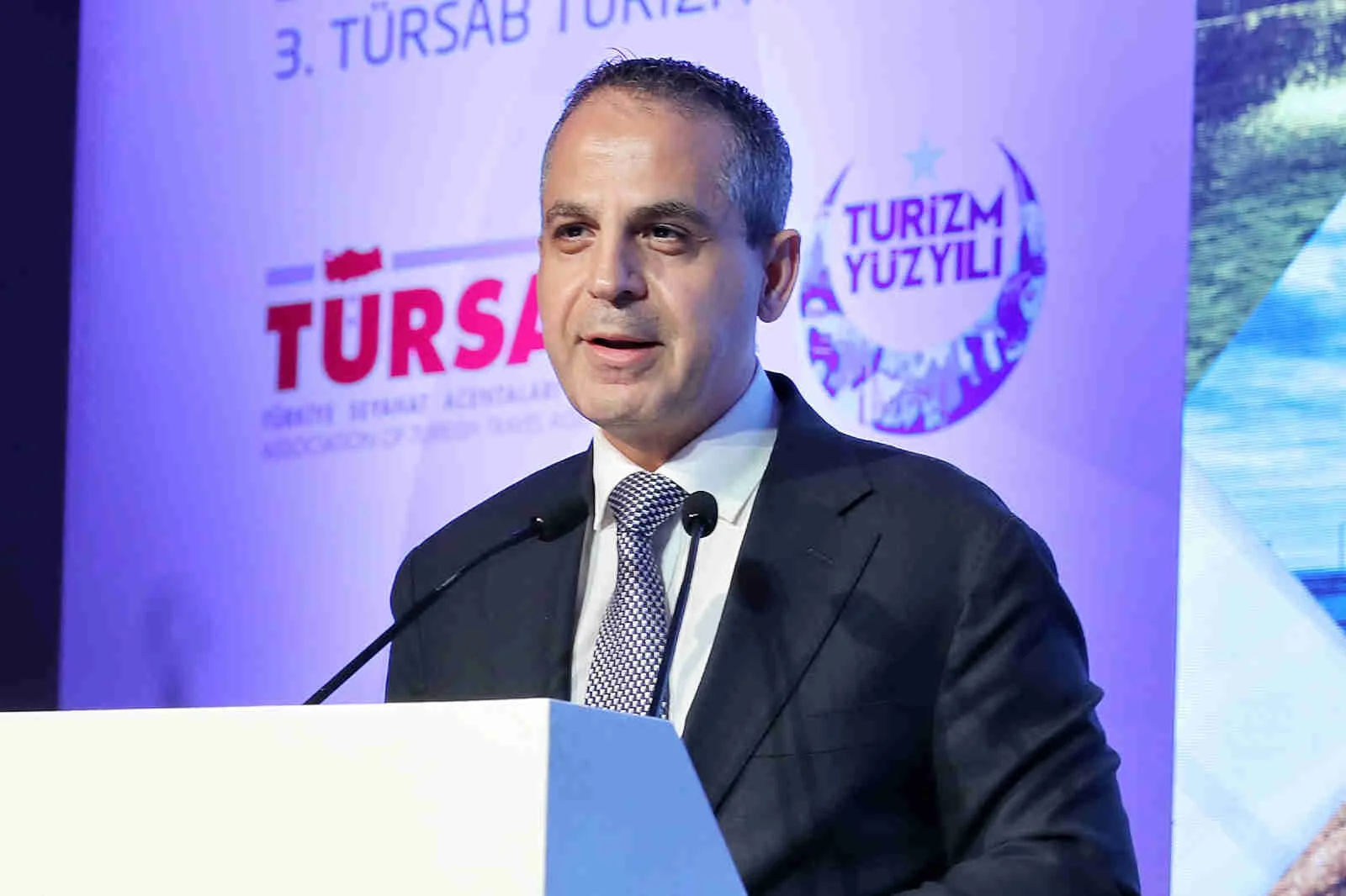 Erkan Yağcı: “Turizm sektörü büyümeye devam edecek”
