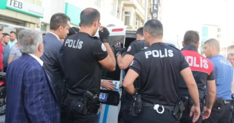 Otel sahibine kızdılar oteli basıp çalışanları dövdüler: 7 yaralı