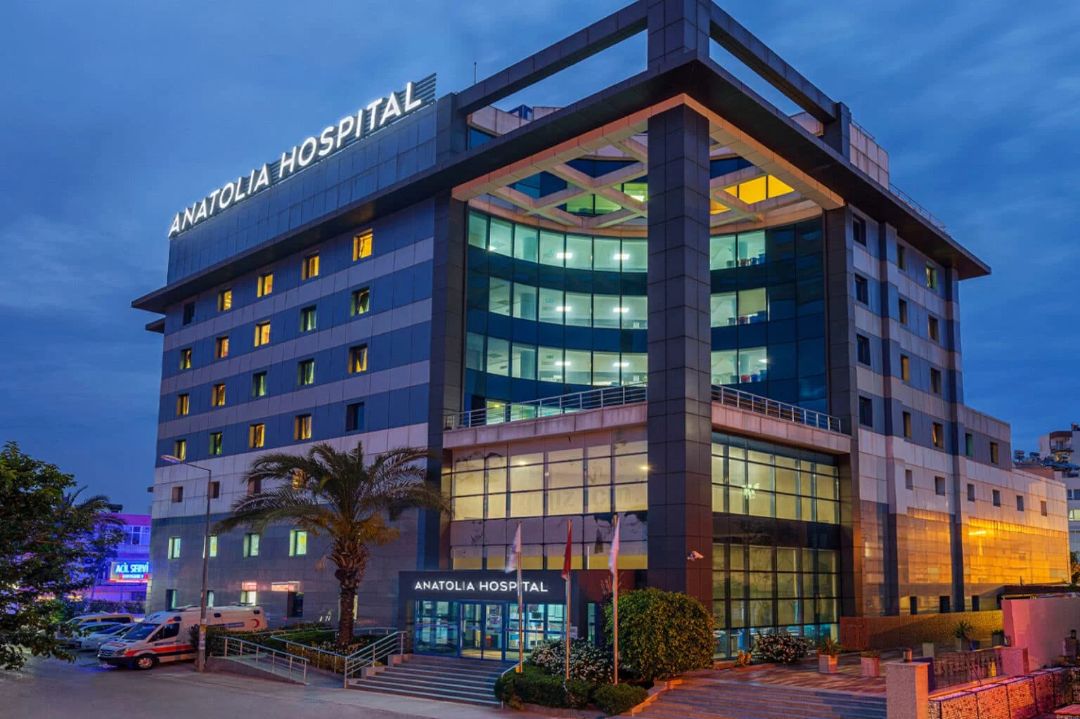 Koç Holding, Antalya'da 7 hastane birden alıp sağlık turizmine adım atıyor