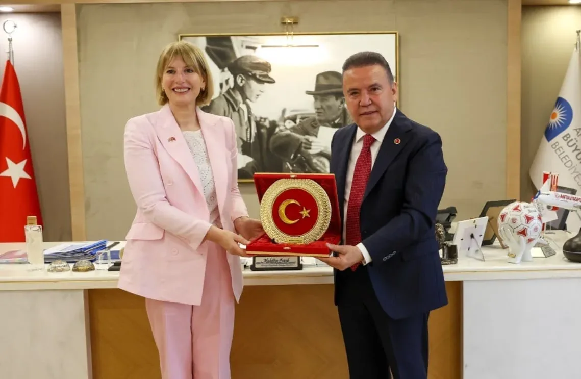 Birleşik Krallık Büyükelçisi: “İngiliz turistler Antalya’yı çok seviyor”