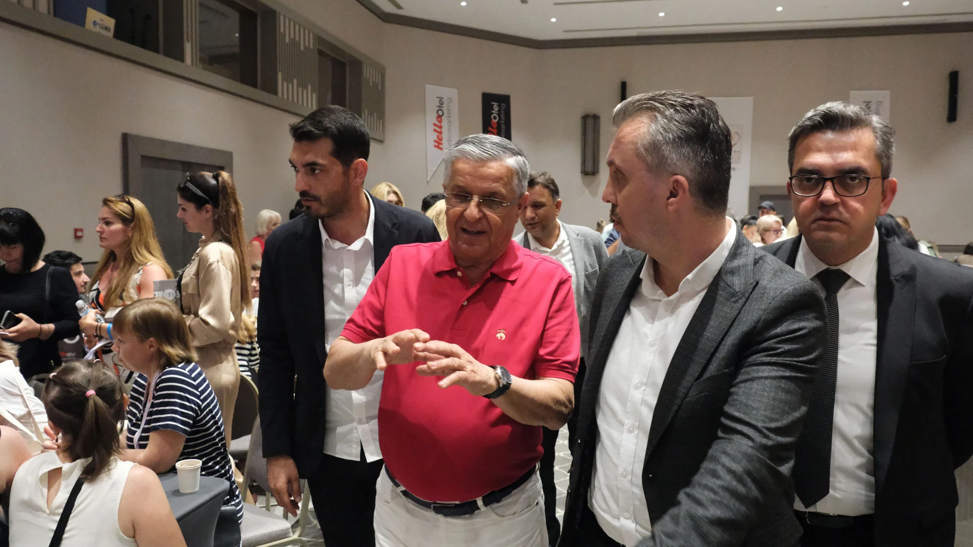 Workshopta bir araya gelen 400 acenteciye Kemer tanıtıldı