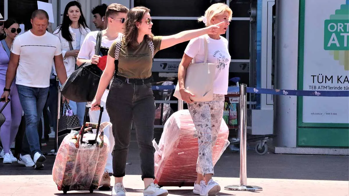 Rus turistler spontane tatillerinde Türkiye’yi tercih etti