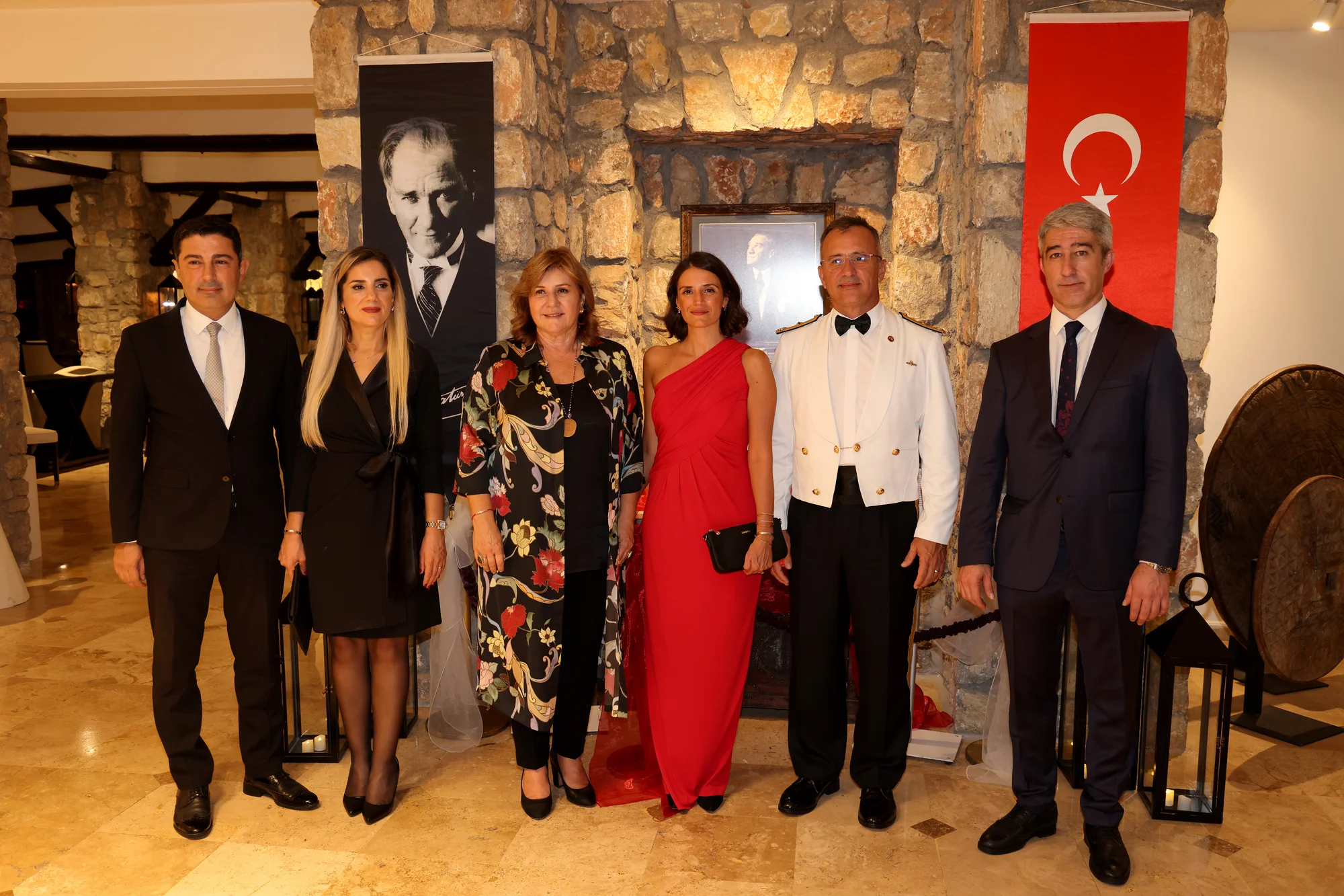 Martı Hotels & Marinas ailesi 100. yılı unutulmaz bir coşku ile kutladı