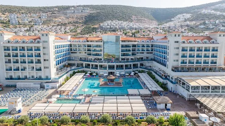 Maxeria Blue Didyma Hotel, HolidayCheck ödüllerine damga vurdu