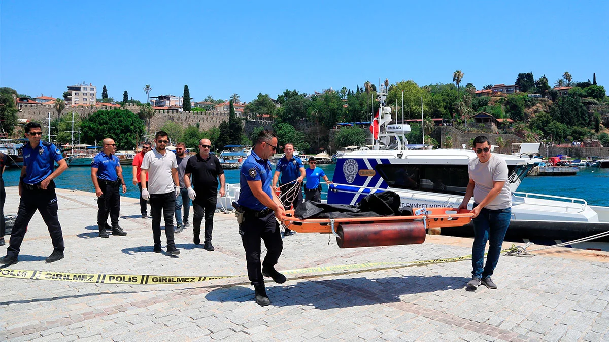 Antalya'da kolu, bacağı ve başı olmayan ceset şoku