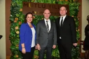 Wyndham Grand İzmir Özdilek, 2024’ü personeli ile karşıladı