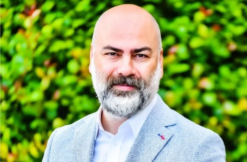 Enis Özsinan, Granada Luxury Belek'ten ayrıldı