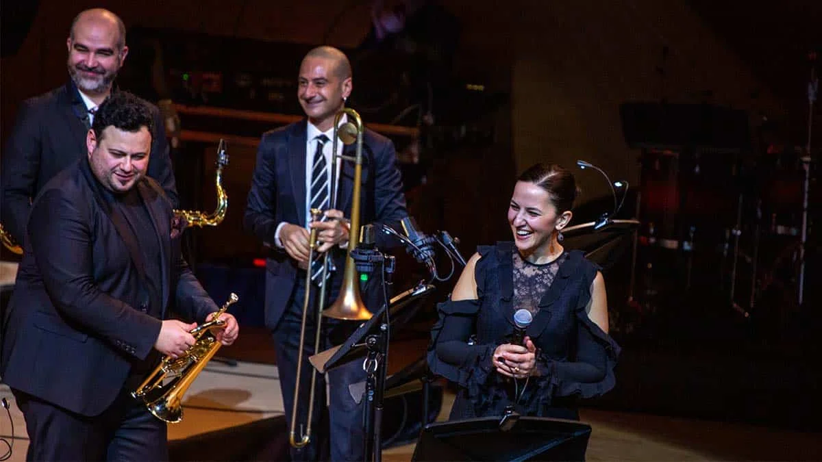 Akra Jazz Band, Moskova’da caz rüzgarı estirdi
