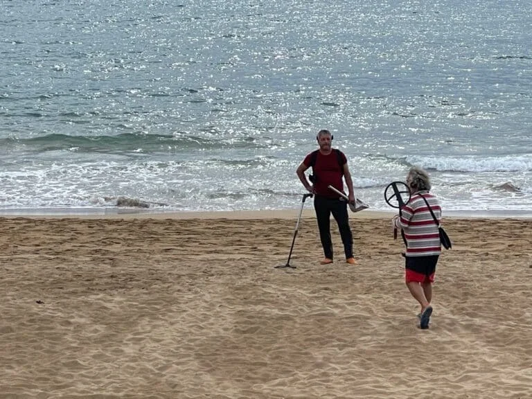 Antalya’da plajlar define avcılarına kaldı