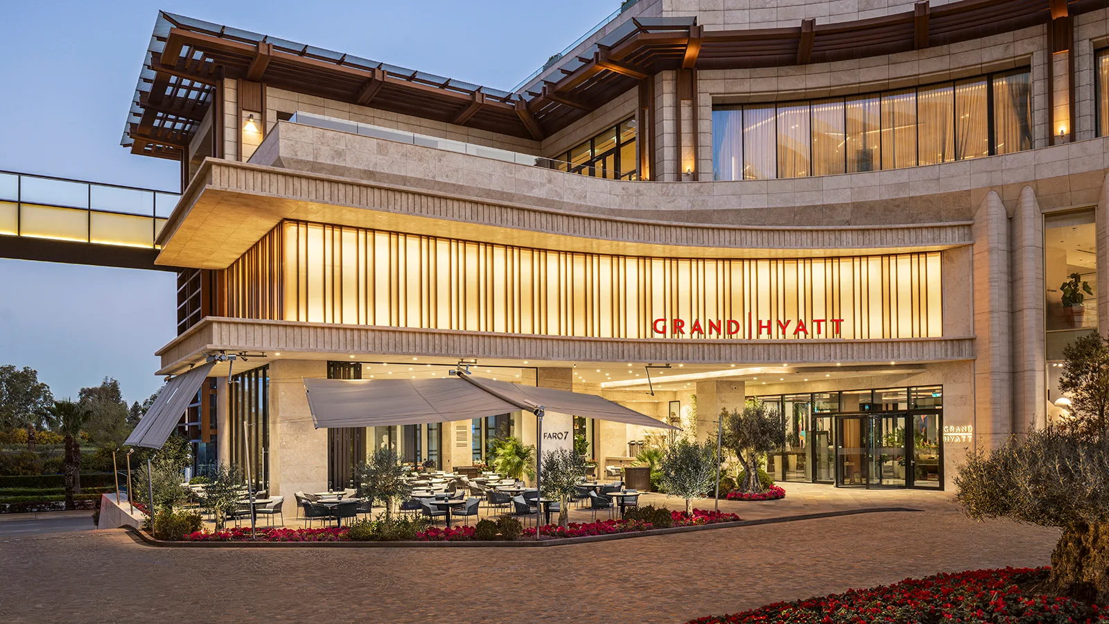 Grand Hyatt İzmir İstinyePark, üst üste iki yıl Türkiye'nin En İyi 10 Oteli arasında yer aldı