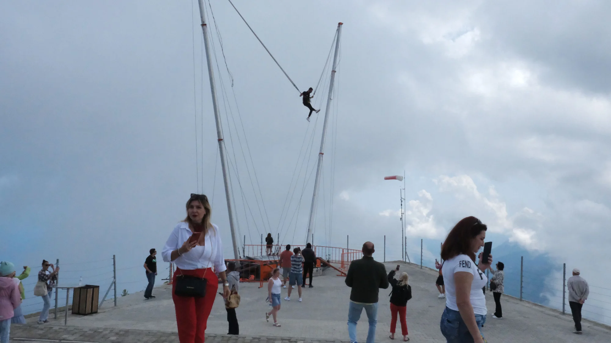 400 acenteciden Kemer çıkarması