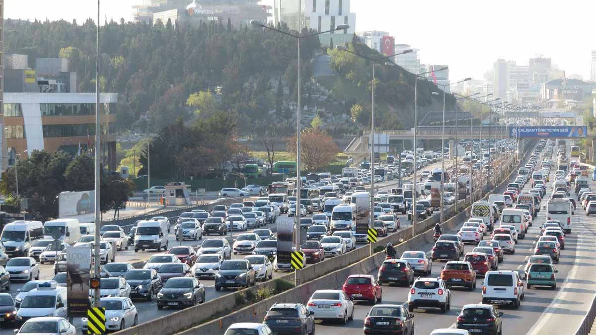İstanbul trafik yoğunluğunda New York'u geçerek ilk sıraya yerleşti