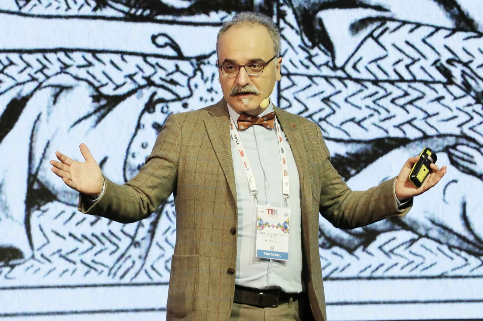 Emrah Safa Gürkan: “Modern turizm, Thomas Cook ile başladı”