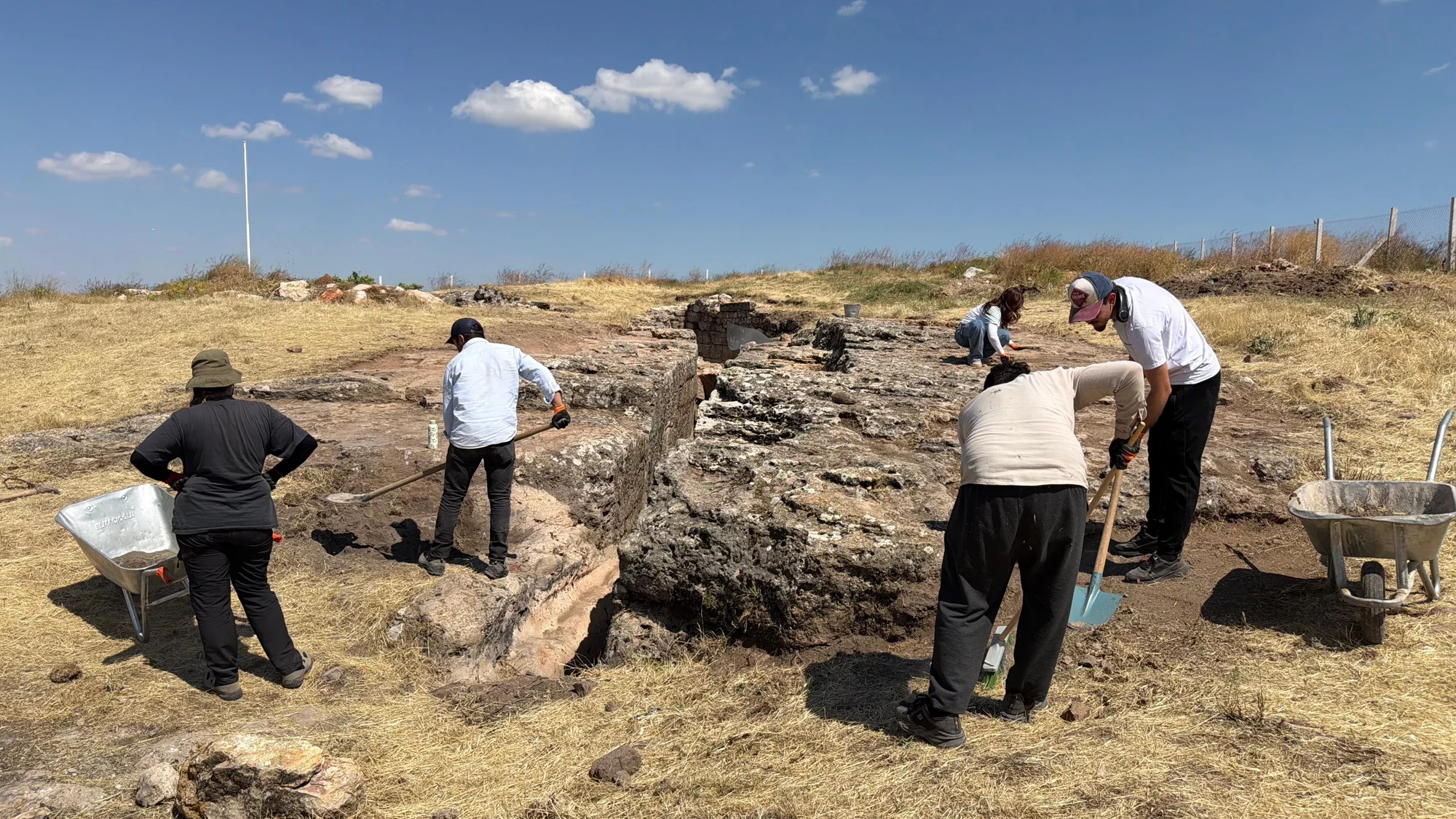 Atatürk'ün de ziyaret ettiği 2 bin yıllık hamam turizme kazandırılacak