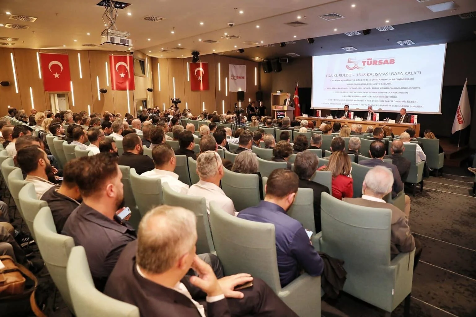 Firuz Bağlıkaya: “Üyelerimizin haksız rekabete maruz kalmaması için çalışıyoruz”