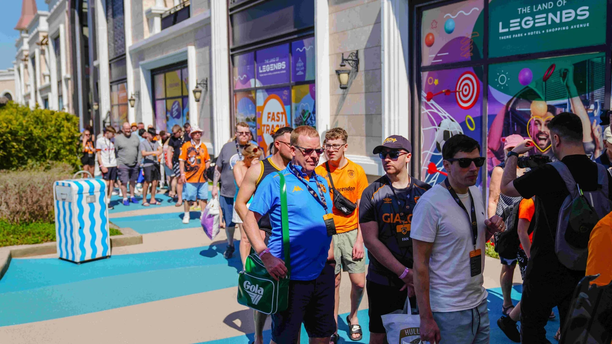 Hull City taraftarları The Land of Legends Tema Park’ta