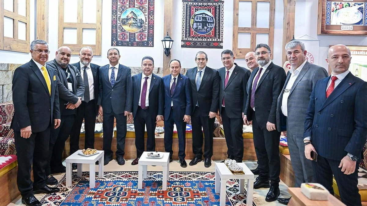 Muhittin Böcek, ITB Berlin’de Antalya'yı tanıtıyor: “Antalya’nın potansiyelini arttıracağız”