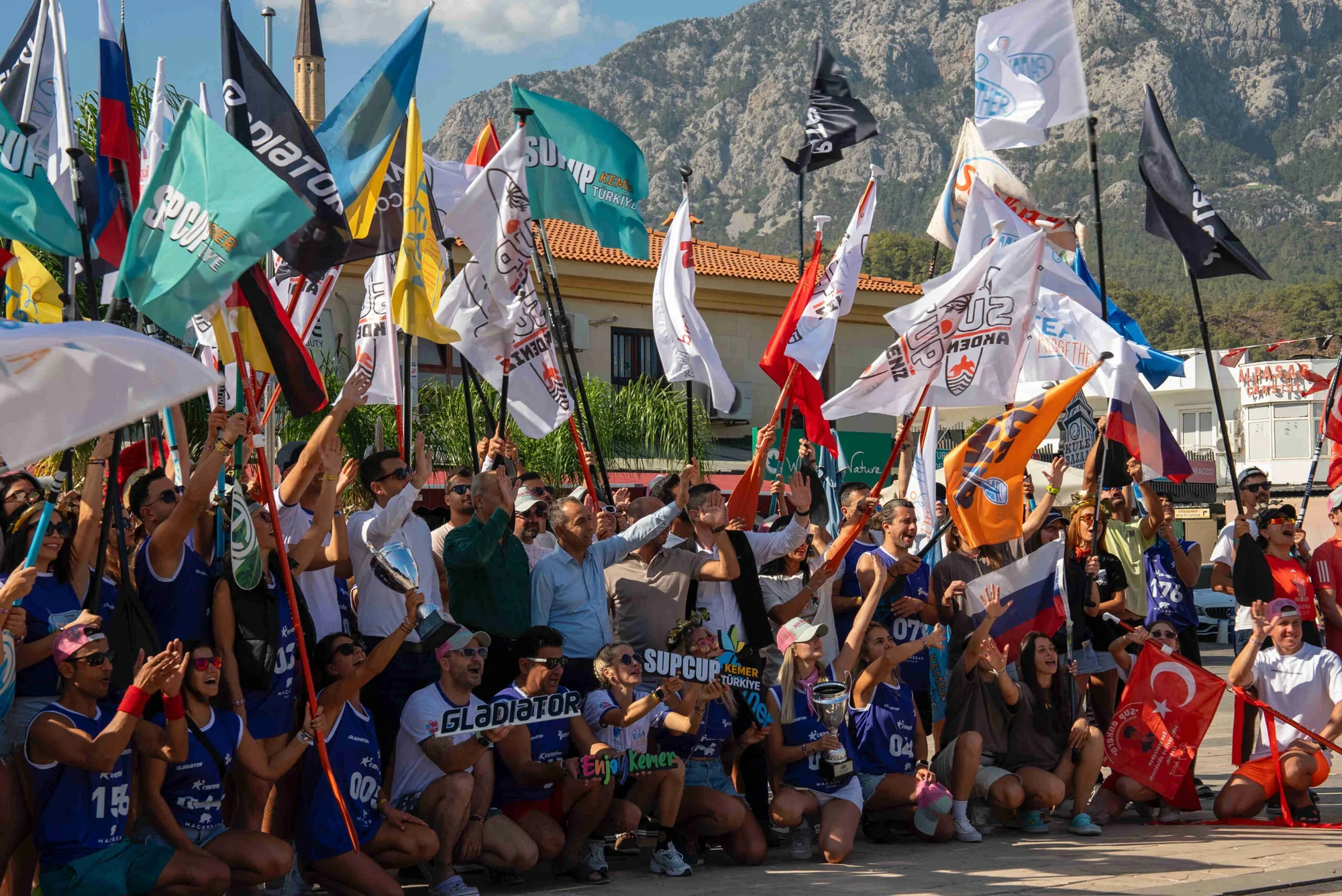 Uluslararası Sup Cup Kemer, büyük bir çekişmeye sahne oldu
