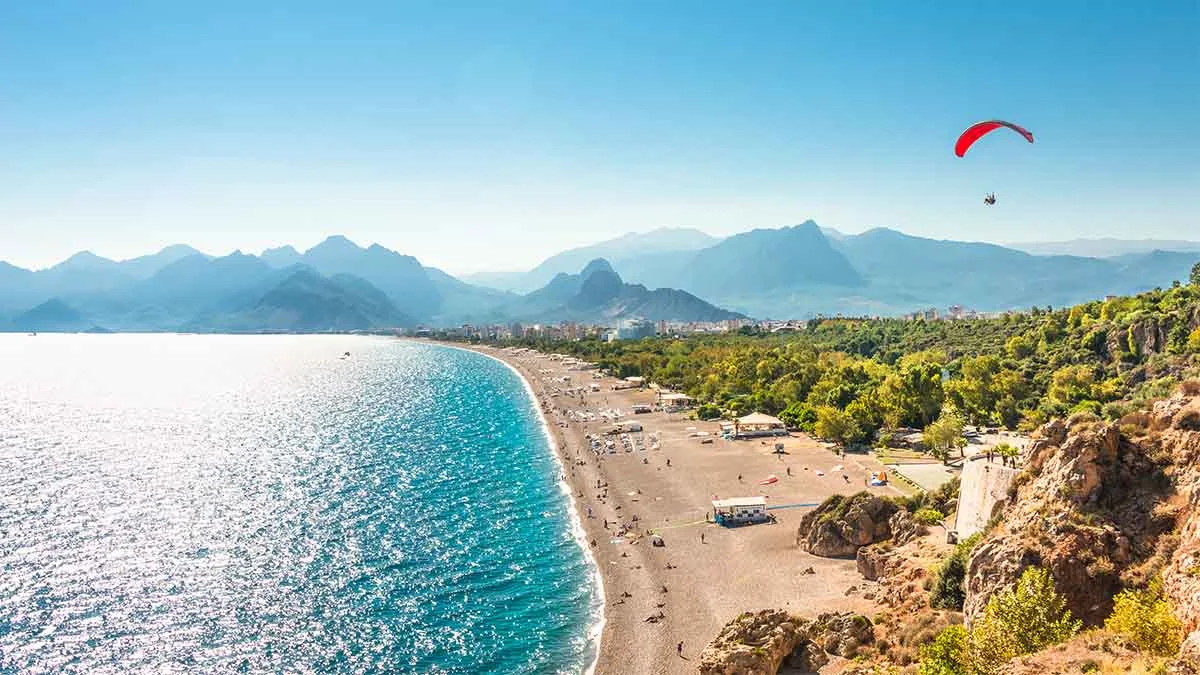 Antalya'da deniz seviyesi 7,5 santim yükseldi
