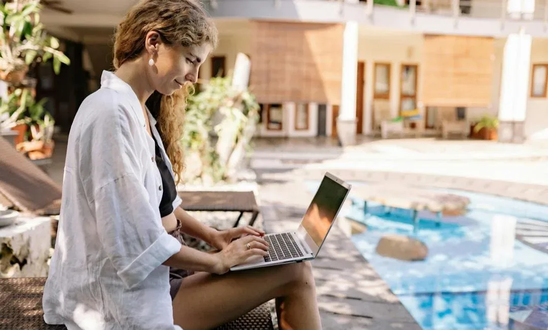 TUI çalışanları, yurt dışında hem çalışıp hem de  tatil  yapabilecek