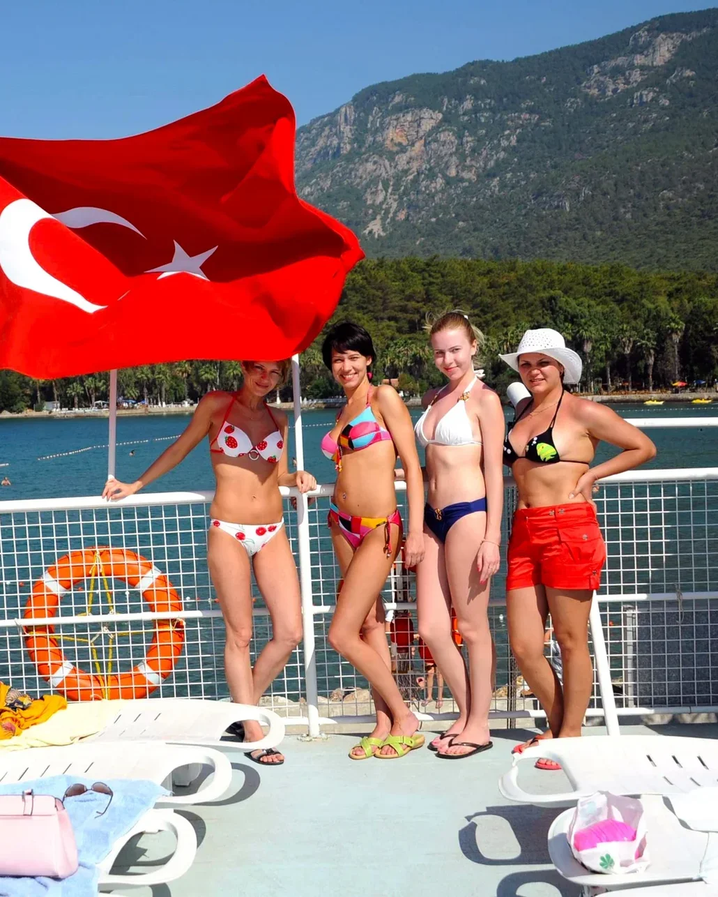 Rus turistlerin bu yaz da tercihi değişmedi: Satılan turların %37,7'si Türkiye'ye yapıldı