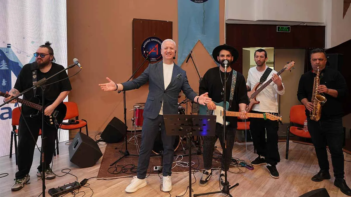 “Hadi Turizm Konuşalım” Akdeniz Üniversitesi ev sahipliğinde gerçekleşti