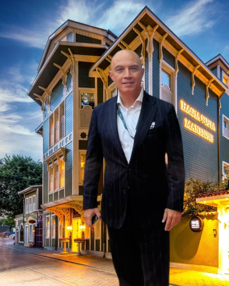 Bu otelde Osmanlı’nın mahalle kültürü ile modern dönemin ağırlama sanatı bir araya geliyor