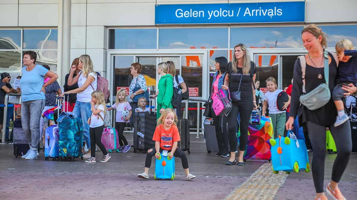 Türkiye 10 ayda 54,6 milyon ziyaretçi ağırladı