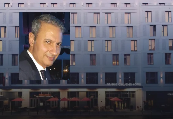 Hakan Akın, Titanic Chaussee Berlin'de