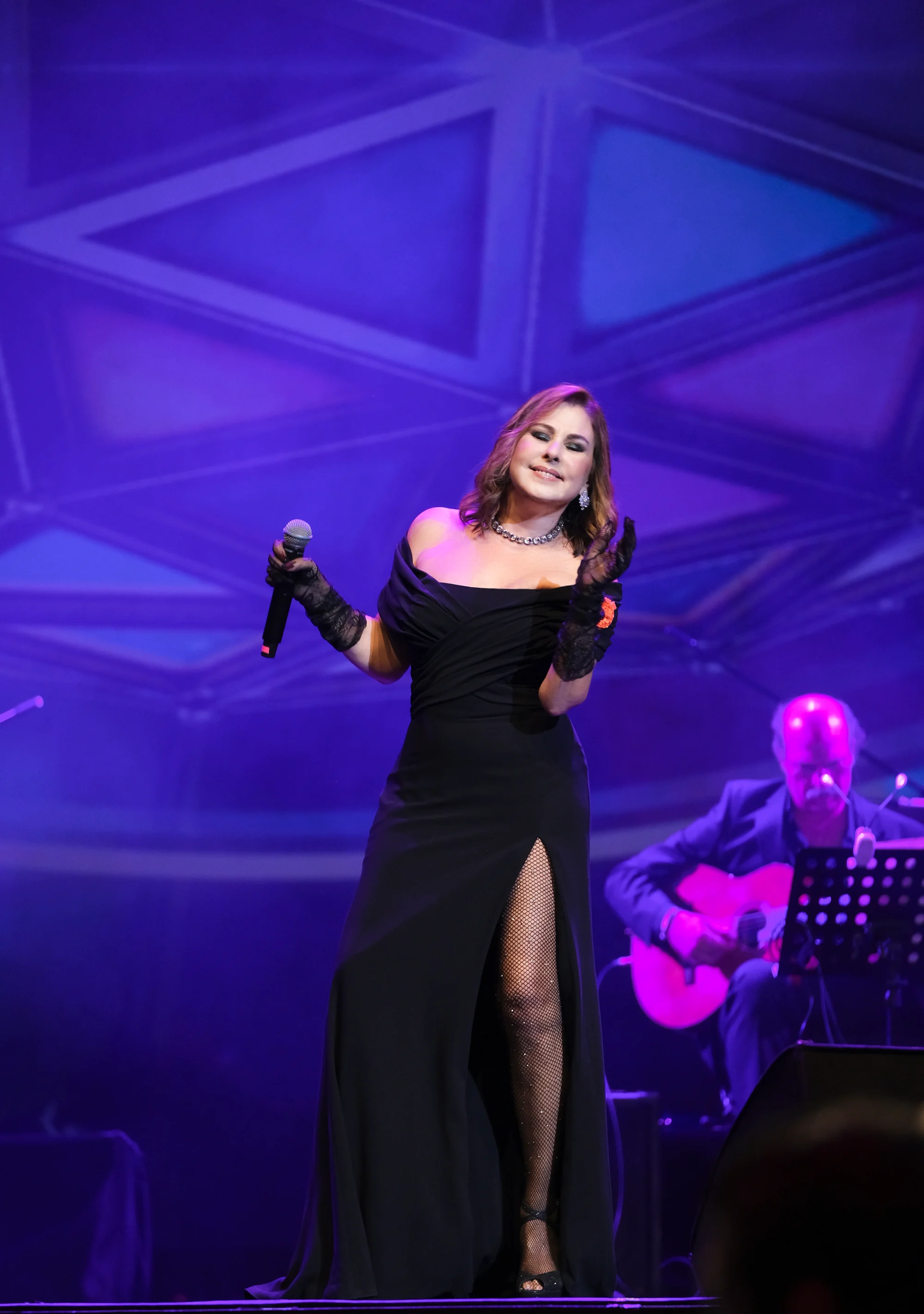 LÖSEV’in 25. Yıl Galası, Cosmos Theatre’da gerçekleştirildi