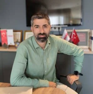 Tatilden vazgeçemeyen turistler, gecelemeleri düşürdü