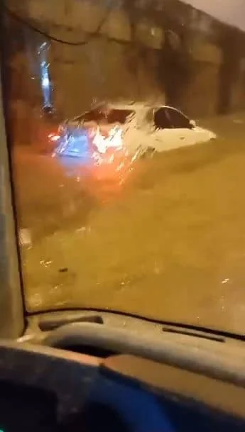 Turizmin başkenti Antalya yağmura teslim
