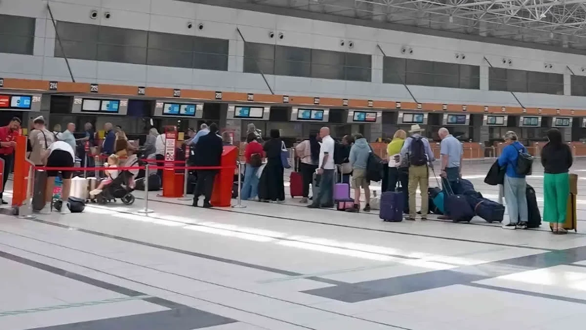 İstanbul ve Antalya Havalimanları, Cumartesi günü yolcu rekoru kırdı