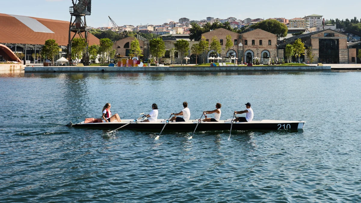 DenizBank Tersane Istanbul Rowing Cup'ta üniversite yarışlarının sponsoru The Land of Legends oldu