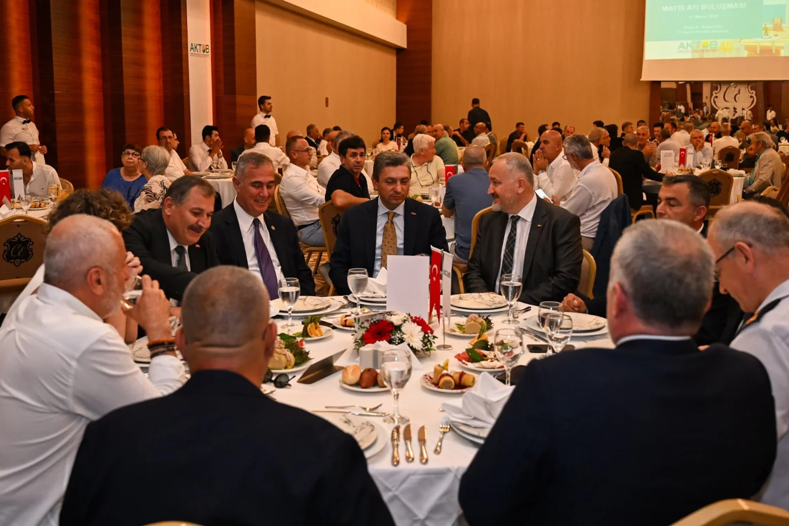 Antalya Valisi Şahin: “20 milyonu aşkın misafir ağırlayacağız”