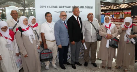2019 yılının hacı adayları kutsal topraklara uğurlandı