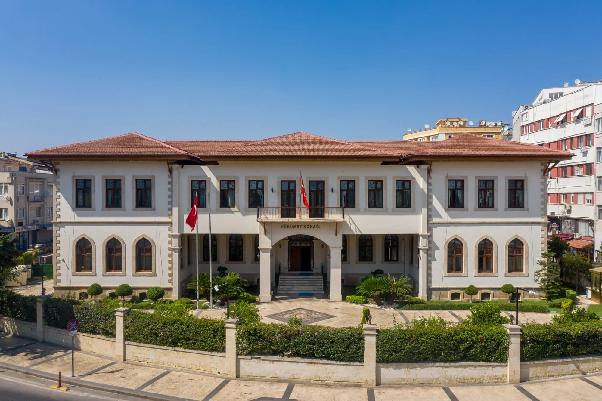Turizm merkezlerinin valileri değişti