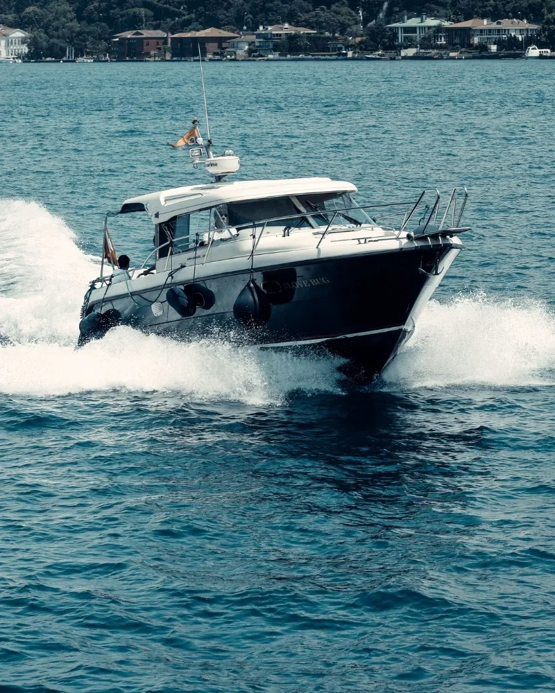 Bodrum'da tatilciler, 70 bin TL'ye tekne sahibiymiş gibi fotoğraf çektiriyorlar