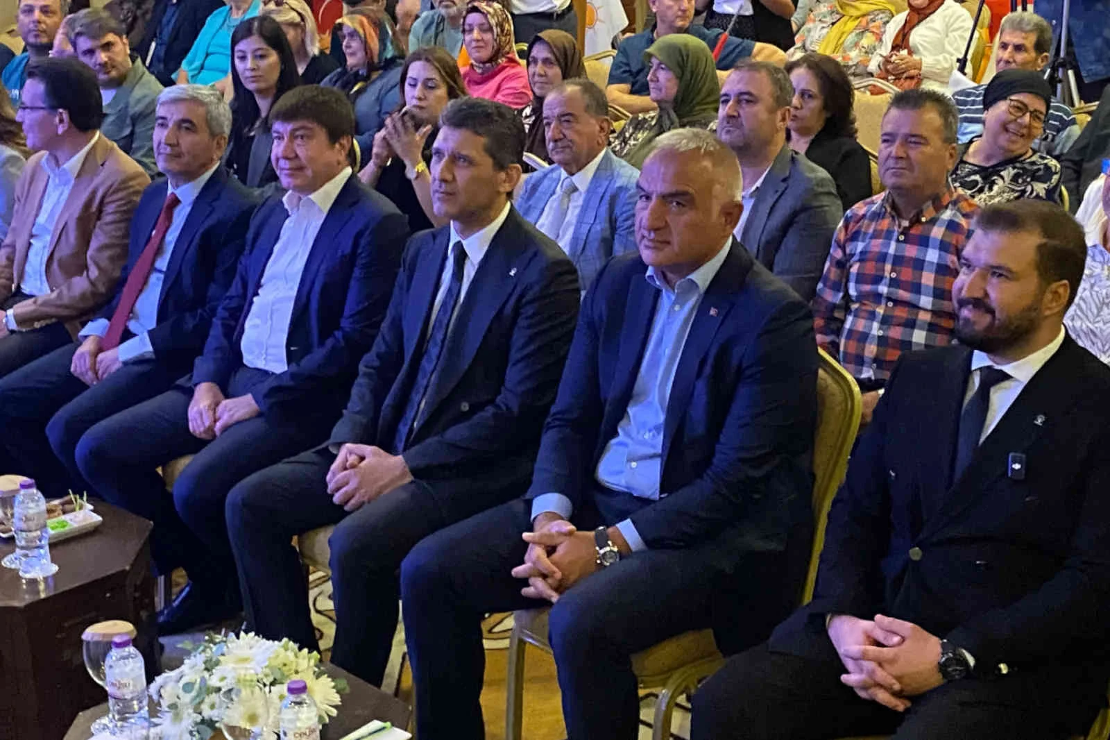 Bakan Ersoy: “Antalya hakkında konuşma hakkına sahip olduğunu sananlar var”