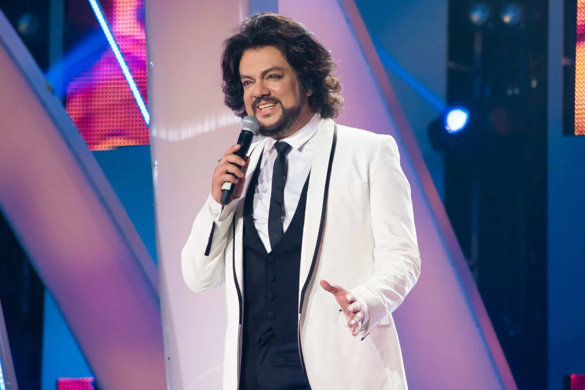 Dünyaca ünlü sanatçı Kirkorov Cosmos Theatre’da sahne aldı