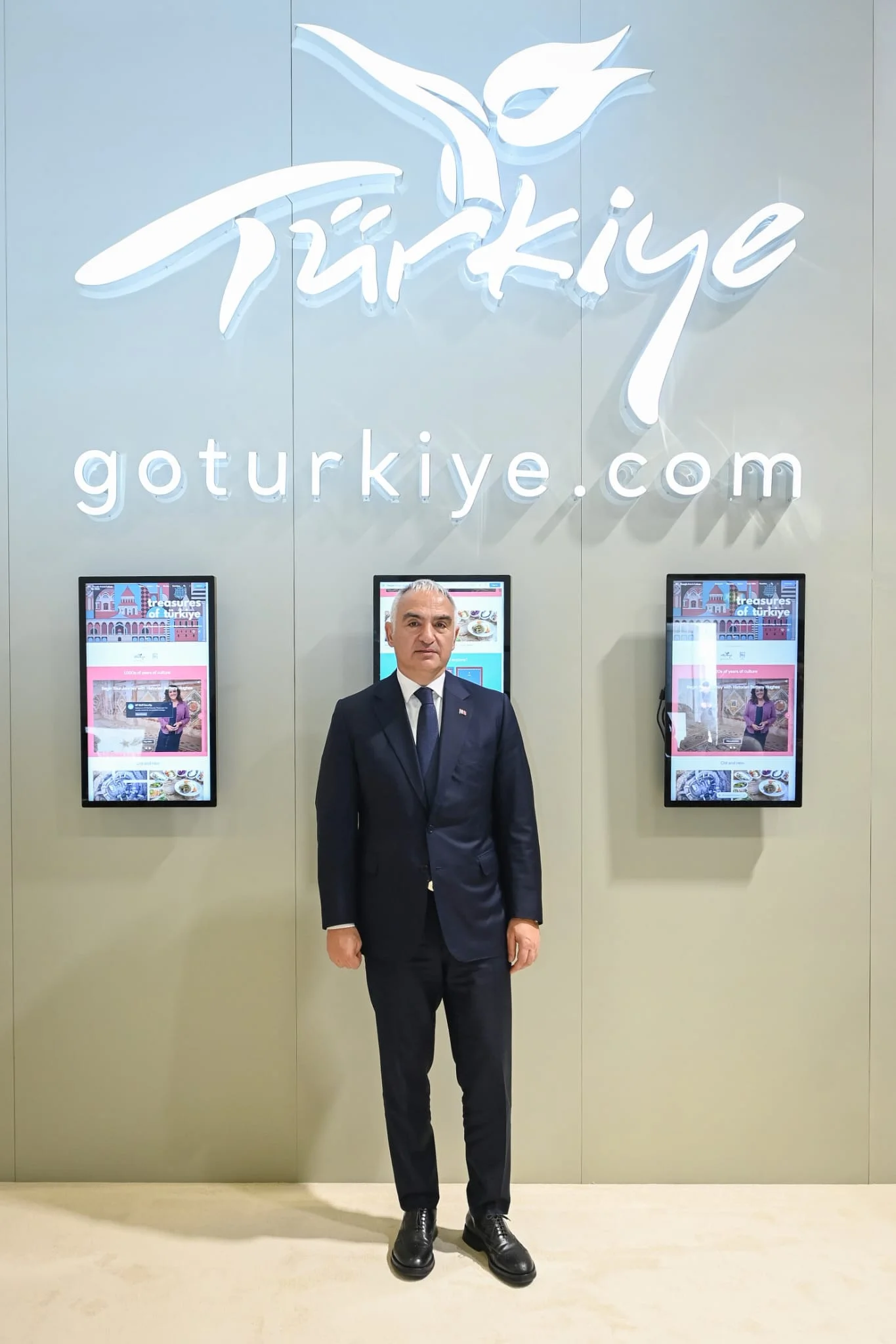 Bakan Ersoy: “Türk turizmi yükseliyor, sürdürülebilir turizm programımız dünyaya örnek oluyor”