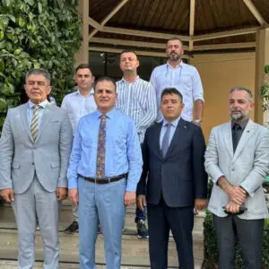 Üniversite öğrencilerinin barınma sorununu 5 yıldızlı otelle çözdüler
